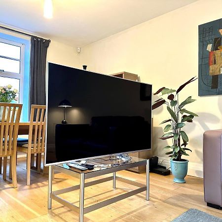 Desirable 2 Bedroom Apartment In Bicester That Sleeps 5 외부 사진
