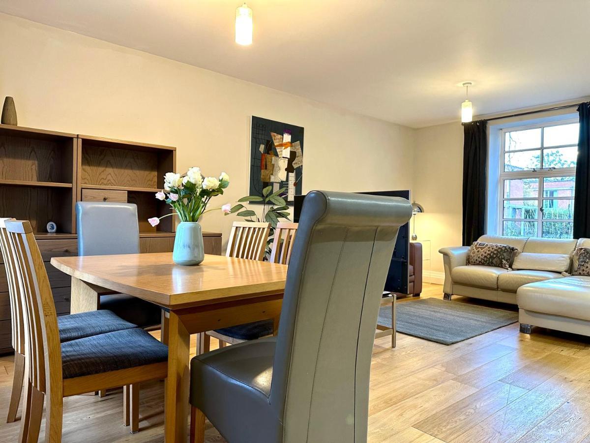 Desirable 2 Bedroom Apartment In Bicester That Sleeps 5 외부 사진