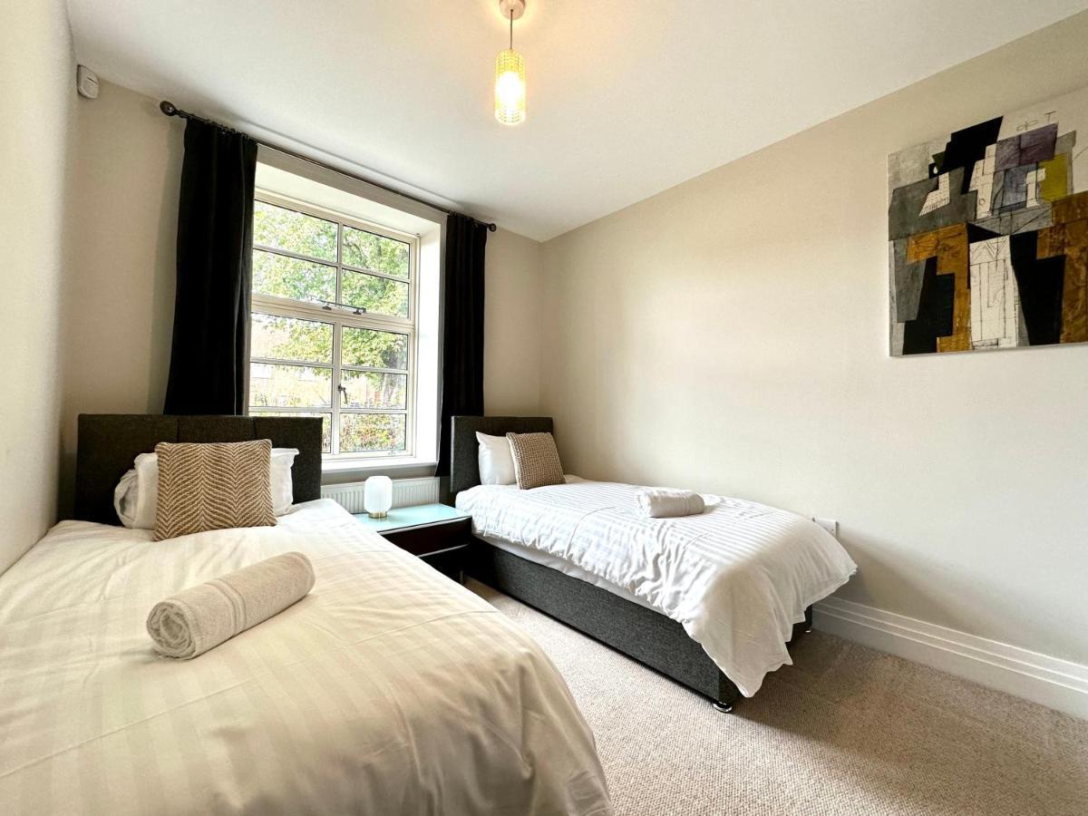 Desirable 2 Bedroom Apartment In Bicester That Sleeps 5 외부 사진