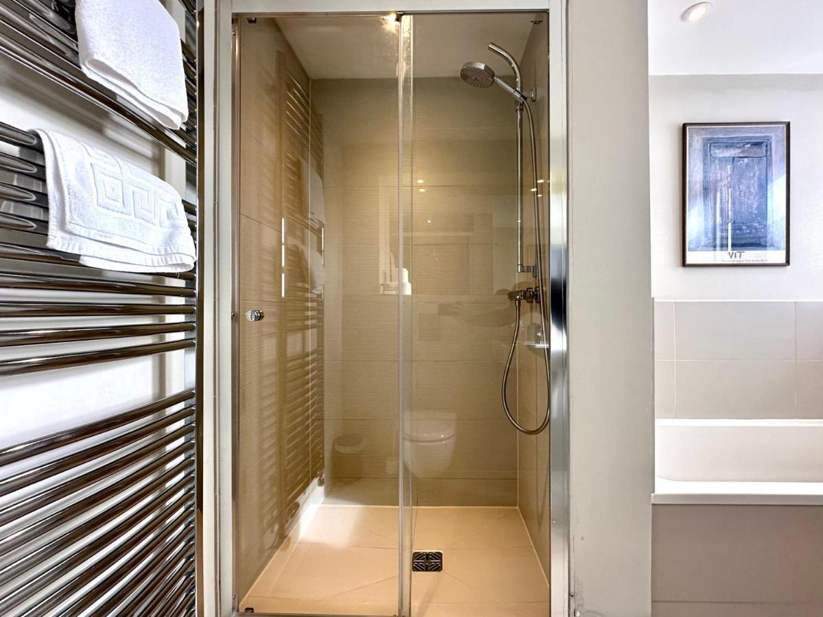 Desirable 2 Bedroom Apartment In Bicester That Sleeps 5 외부 사진